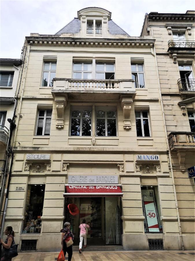 Appartement de 105m2, balcon sur Cours de la République Narbona Esterno foto